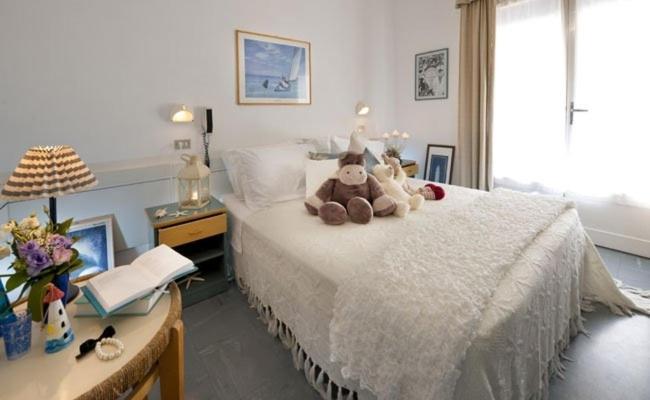Hotel Solitude Riccione Dış mekan fotoğraf